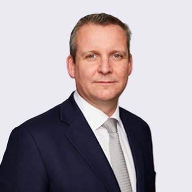 Headshot of Oliver Glynn-Jones